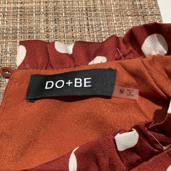 Unique PolkaDot Blouse - Picture 4 of 4